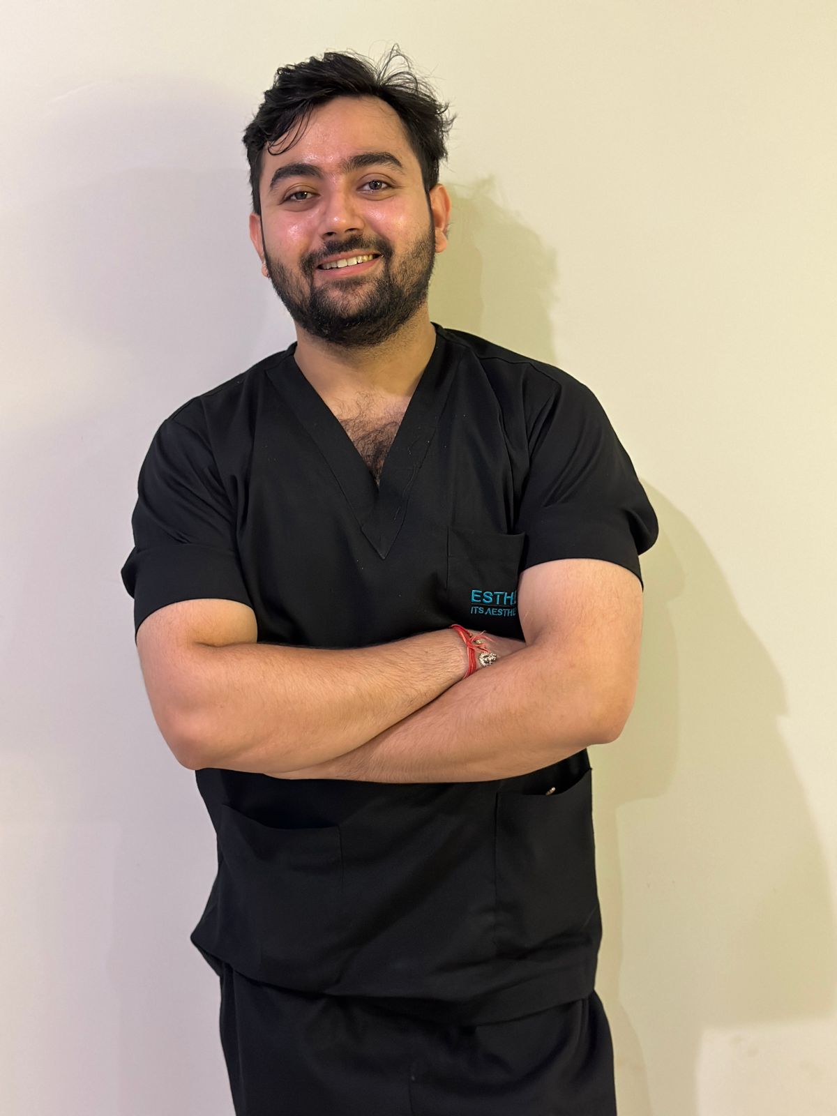 Dr. Vivek - Esthetica Clinic